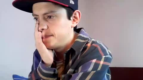 Snapshot of sr_bolaiinas chatting on December 10, 6:49 pm sr_bolaiinas online show from December 10, 6:49 pm