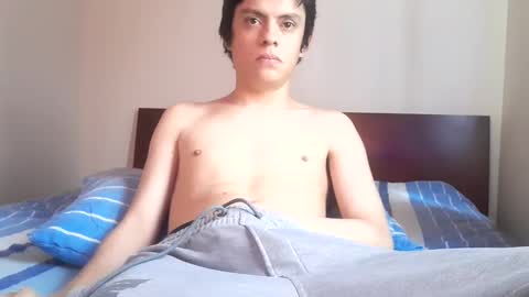 Snapshot of sr_bolaiinas chatting on February 12, 3:27 pm sr_bolaiinas online show from February 12, 3:27 pm