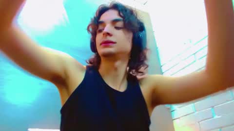 ethan online show from October 28, 1:47 pm