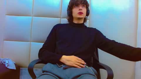 ethan online show from March 3, 1:06 pm