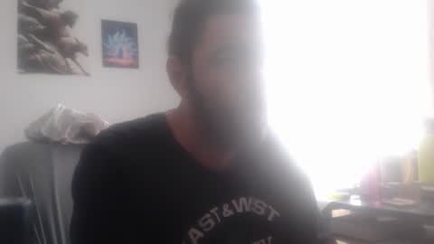 Snapshot of srcolegau chatting on March 1, 11:12 am srcolegau online show from March 1, 11:12 am