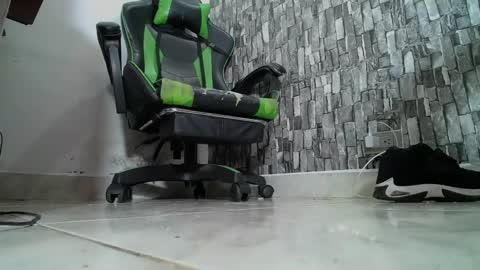 sr master cum its my old account online show from March 9, 9:57 pm