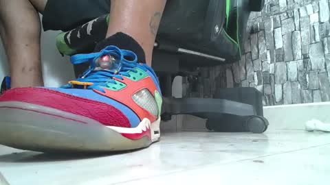 sr master cum its my old account online show from October 26, 7:42 pm