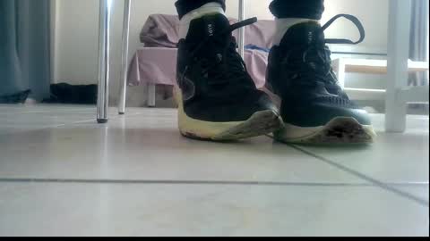 ssenzo online show from January 8, 10:06 am