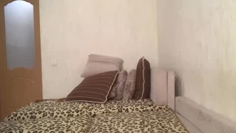 Emily online show from October 9, 7:28 am