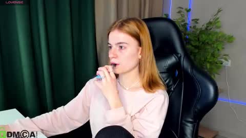 stacey online show from March 9, 11:31 pm