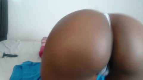 Snapshot of stacey_jaxn chatting on May 6, 8:52 am stacey_jaxn online show from May 6, 8:52 am