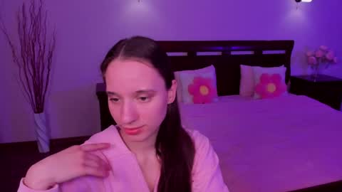 StaceyCutie online show from April 4, 5:21 pm