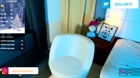   online show from December 13, 5:00 pm