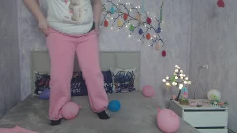 Stacey online show from April 7, 5:08 am