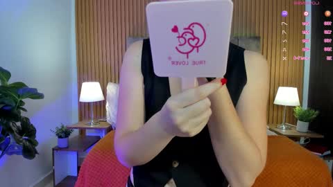 Snapshot of staceywood_ chatting on October 21, 1:34 pm Stacy Woods online show from October 21, 1:34 pm