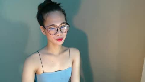 Snapshot of stacy_hottie222 chatting on December 22, 3:00 am stacy online show from December 22, 3:00 am
