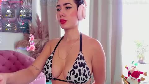 TWstacymalibu110 online show from December 29, 3:57 pm