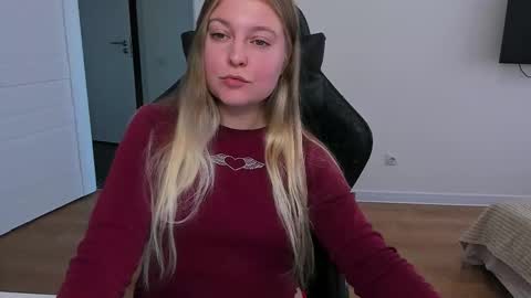 Snapshot of stacy_miraclee chatting on September 23, 10:51 am Stacy online show from September 23, 10:51 am