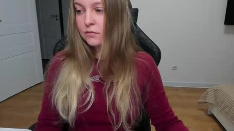 Stacy  online show from March 5, 6:04 pm