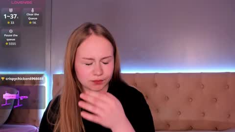 Snapshot of stacy_moorexx chatting on May 8, 9:09 pm STACY online show from May 8, 9:09 pm