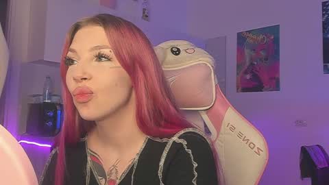 Stacy online show from January 22, 9:43 pm