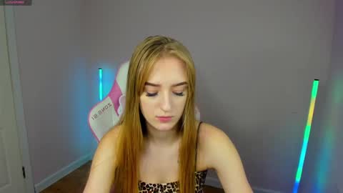 Snapshot of stacy_riiver chatting on February 4, 2:32 pm Stacy Mon Tue Wed Thu Fri Sun GMT GMT 3 1000am - 0400pm  online show from February 4, 2:32 pm