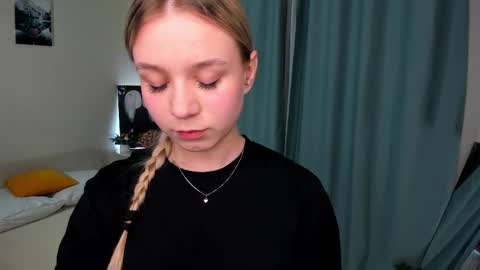 Stacy online show from March 5, 7:54 pm