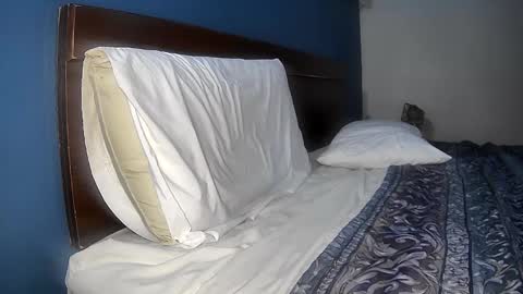 Stacy online show from October 31, 3:29 am