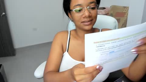 Zulma Yisset online show from February 20, 1:46 am