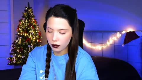 Snapshot of stacygonzales_ chatting on January 24, 10:11 am Bye bye dear See you on December 3st  online show from January 24, 10:11 am