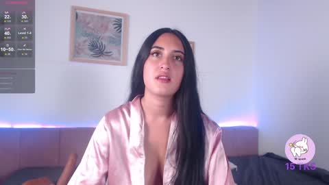 Stacy online show from January 18, 6:32 pm