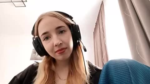 Mila online show from February 18, 6:09 am