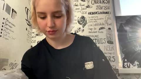 Emma online show from February 19, 5:03 am