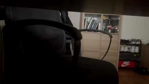 Snapshot of stang_ chatting on September 10, 7:03 pm stang_ online show from September 10, 7:03 pm