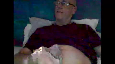 stanley1923308 online show from November 23, 11:37 pm