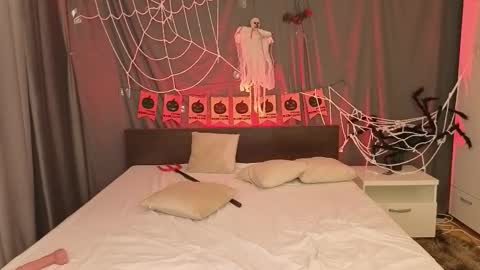 Madison online show from October 26, 9:53 pm