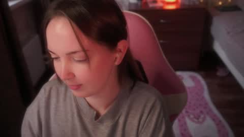 Alice online show from December 4, 4:22 am