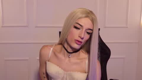 star_storm online show from March 7, 5:40 am