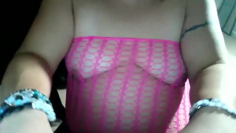 Snapshot of starella___saxxxton chatting on January 17, 11:51 pm starella___saxxxton online show from January 17, 11:51 pm