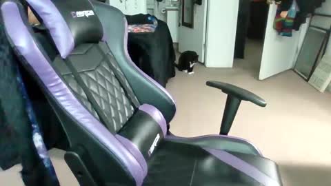 Snapshot of starella___saxxxton chatting on February 10, 5:52 pm starella___saxxxton online show from February 10, 5:52 pm