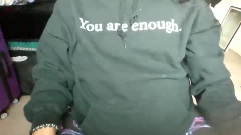 Snapshot of starella___saxxxton chatting on October 21, 3:13 pm starella___saxxxton online show from October 21, 3:13 pm