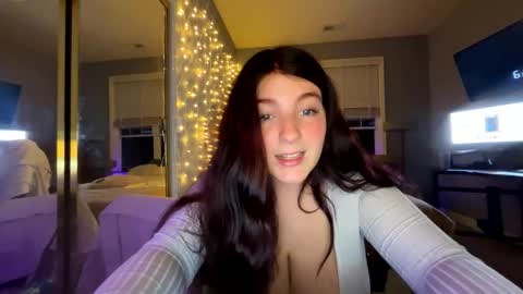 Snapshot of starlight09102 chatting on November 5, 11:49 pm Starlight online show from November 5, 11:49 pm