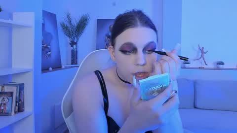 Snapshot of starlight_madison chatting on February 24, 2:09 am Madison online show from February 24, 2:09 am