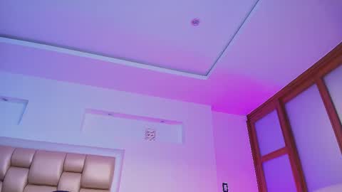 Snapshot of starlightsss_ chatting on May 7, 3:39 pm . online show from May 7, 3:39 pm