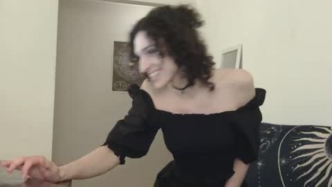 Snapshot of starry_soul chatting on February 27, 12:10 am Evan online show from February 27, 12:10 am