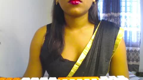 StarryWhispers online show from June 26, 1:43 am