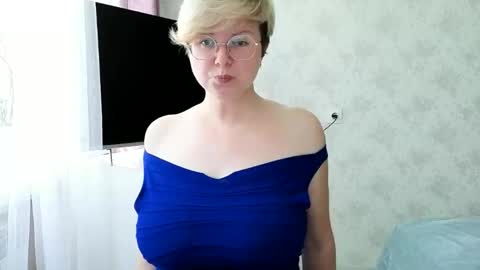Snapshot of stasya_07 chatting on May 25, 6:19 am Stasya online show from May 25, 6:19 am
