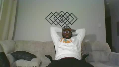 stayinalive1992 online show from December 19, 4:19 am