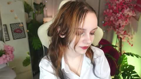 MONICA online show from November 9, 1:31 pm