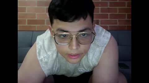 steef0_ online show from April 14, 5:24 am