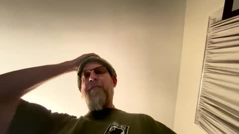 steel259373 online show from December 10, 8:05 pm