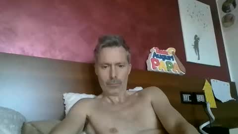 Snapshot of steel80 chatting on March 16, 9:02 am steel80 online show from March 16, 9:02 am