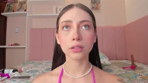 Stefa Gomez  online show from February 2, 11:09 am