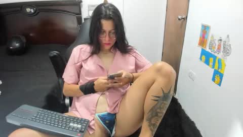 Snapshot of stefan_litleee chatting on September 17, 1:51 am julieth-cancer online show from September 17, 1:51 am